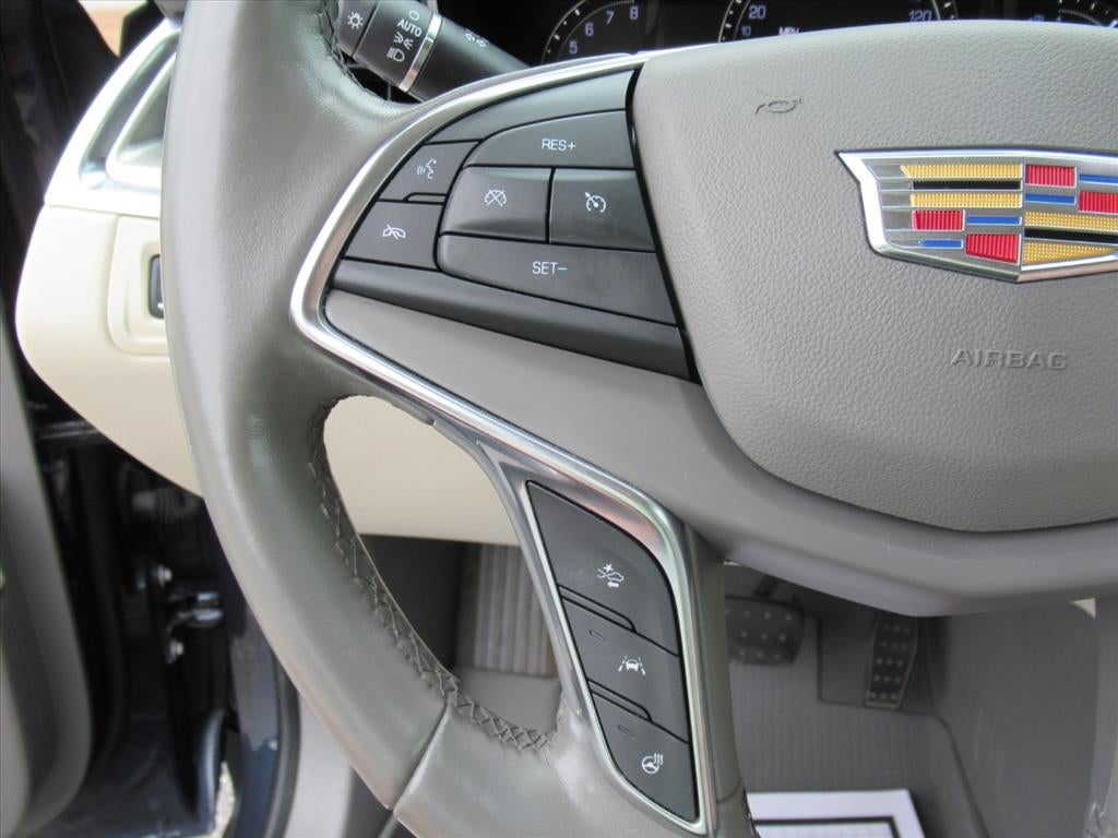 2019 Cadillac XT5 Premium Luxury FWD