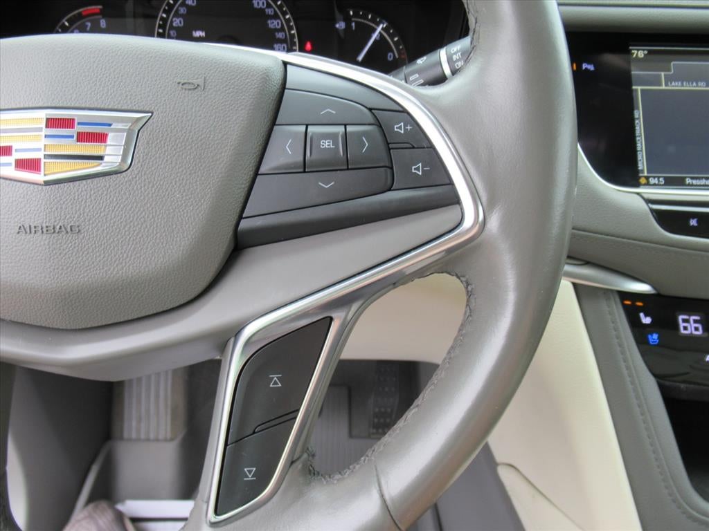 2019 Cadillac XT5 Premium Luxury FWD