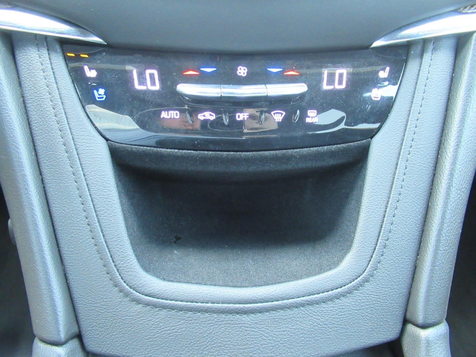2019 Cadillac XT5 Platinum AWD