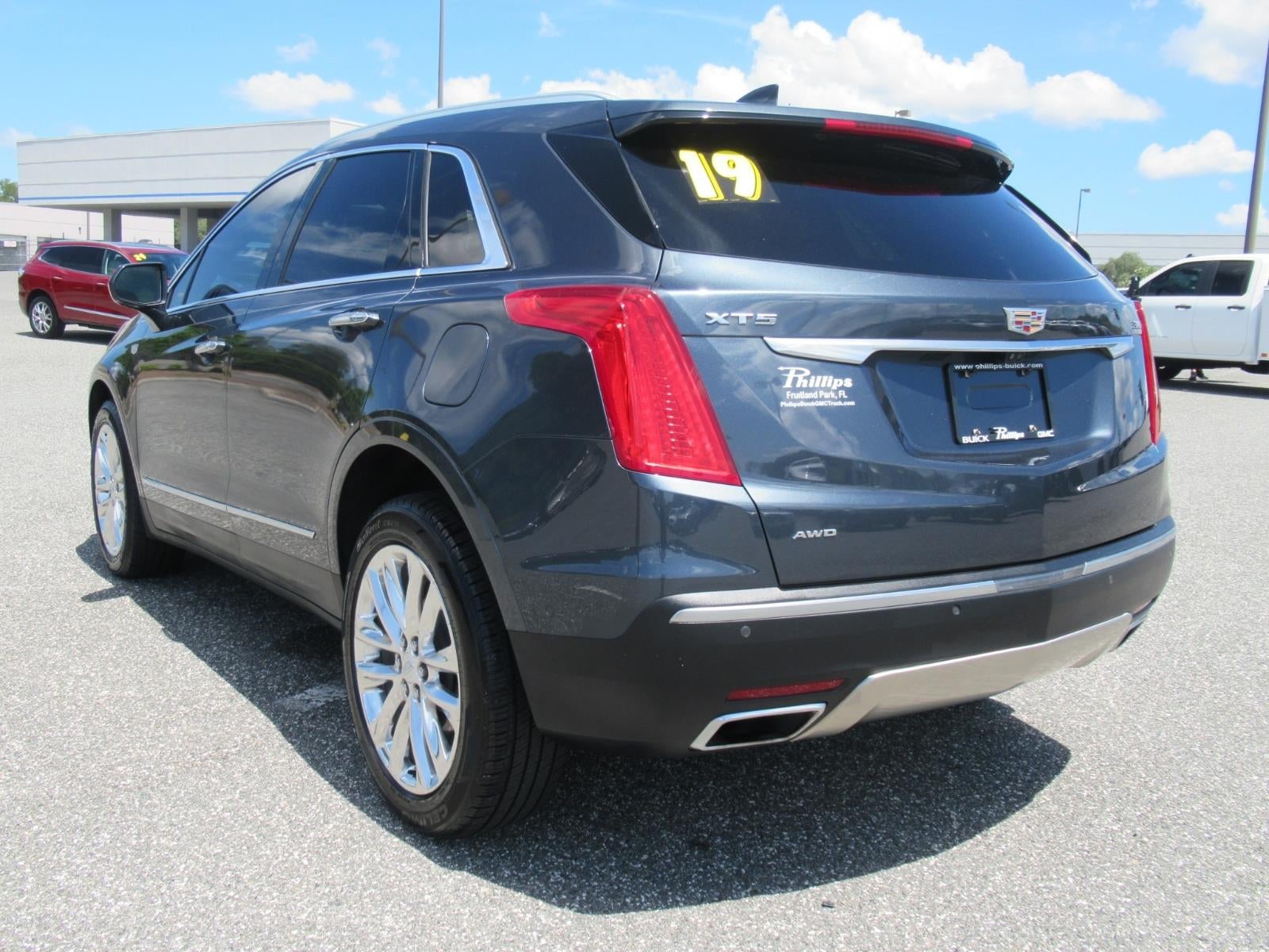 2019 Cadillac XT5 Platinum AWD