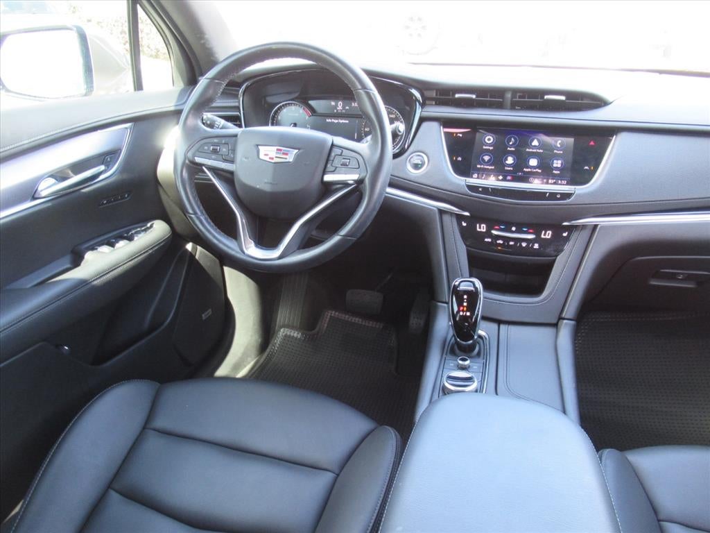 2022 Cadillac XT6 Luxury