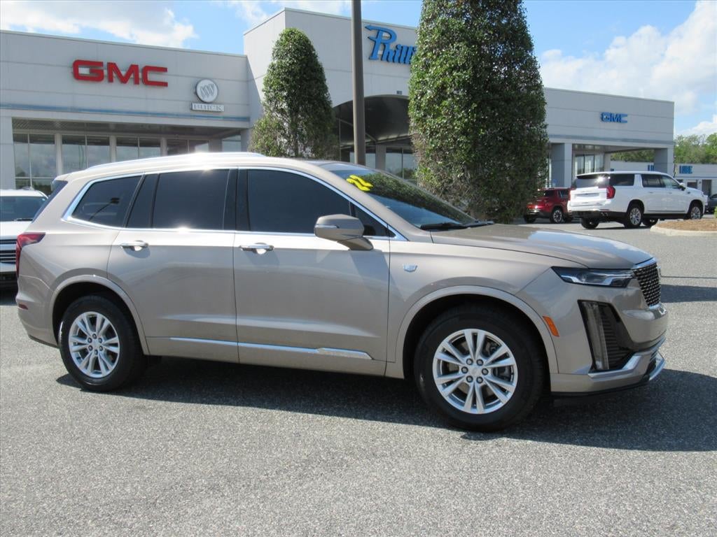 2022 Cadillac XT6 Luxury