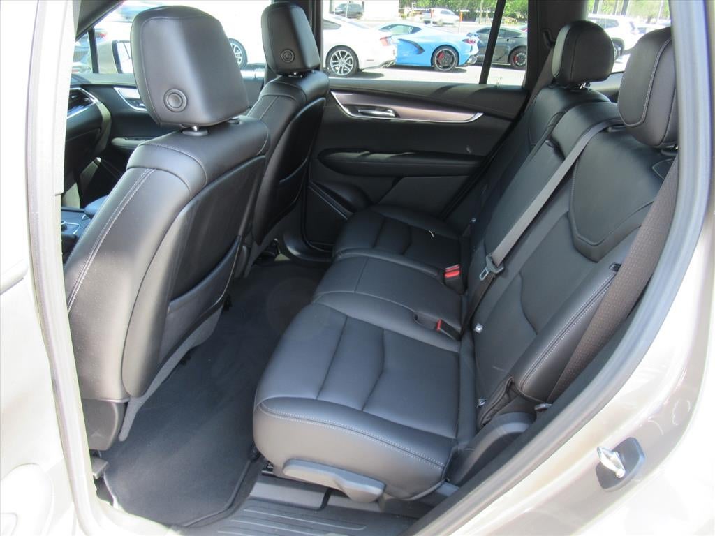 2022 Cadillac XT6 Luxury