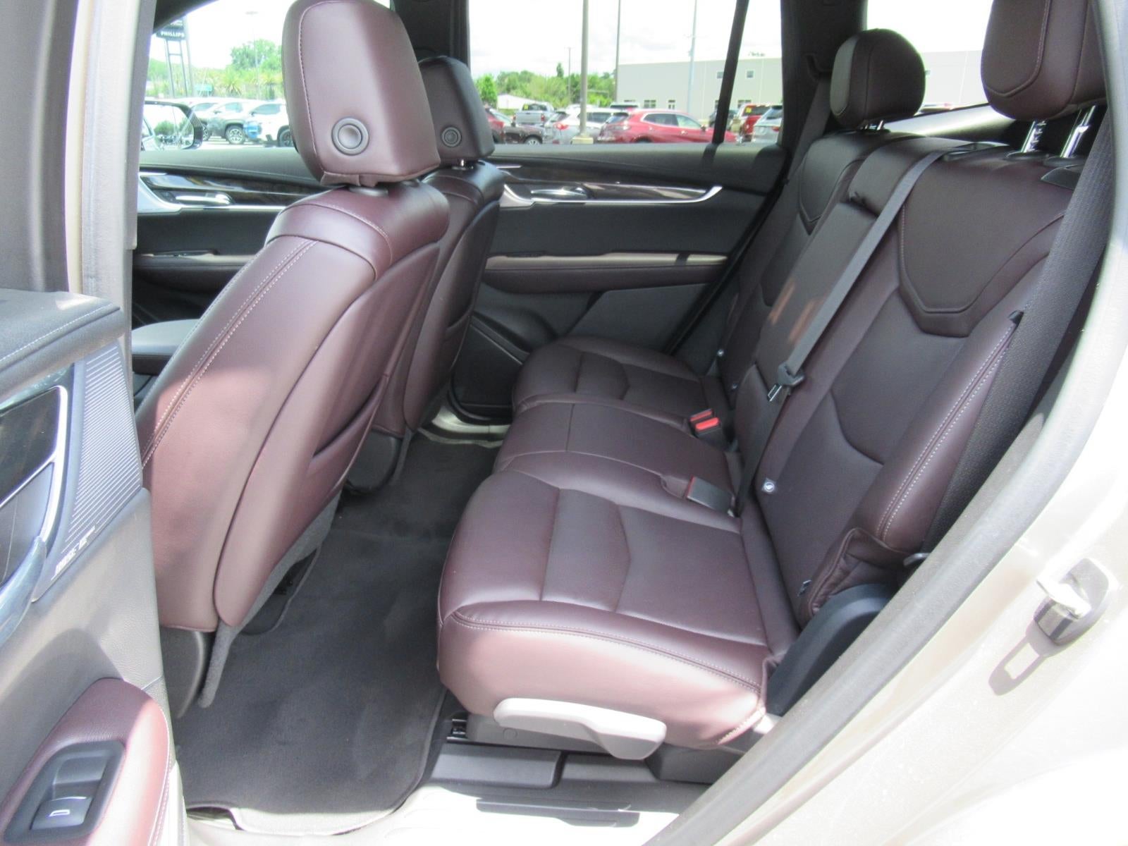 2022 Cadillac XT6 Premium Luxury