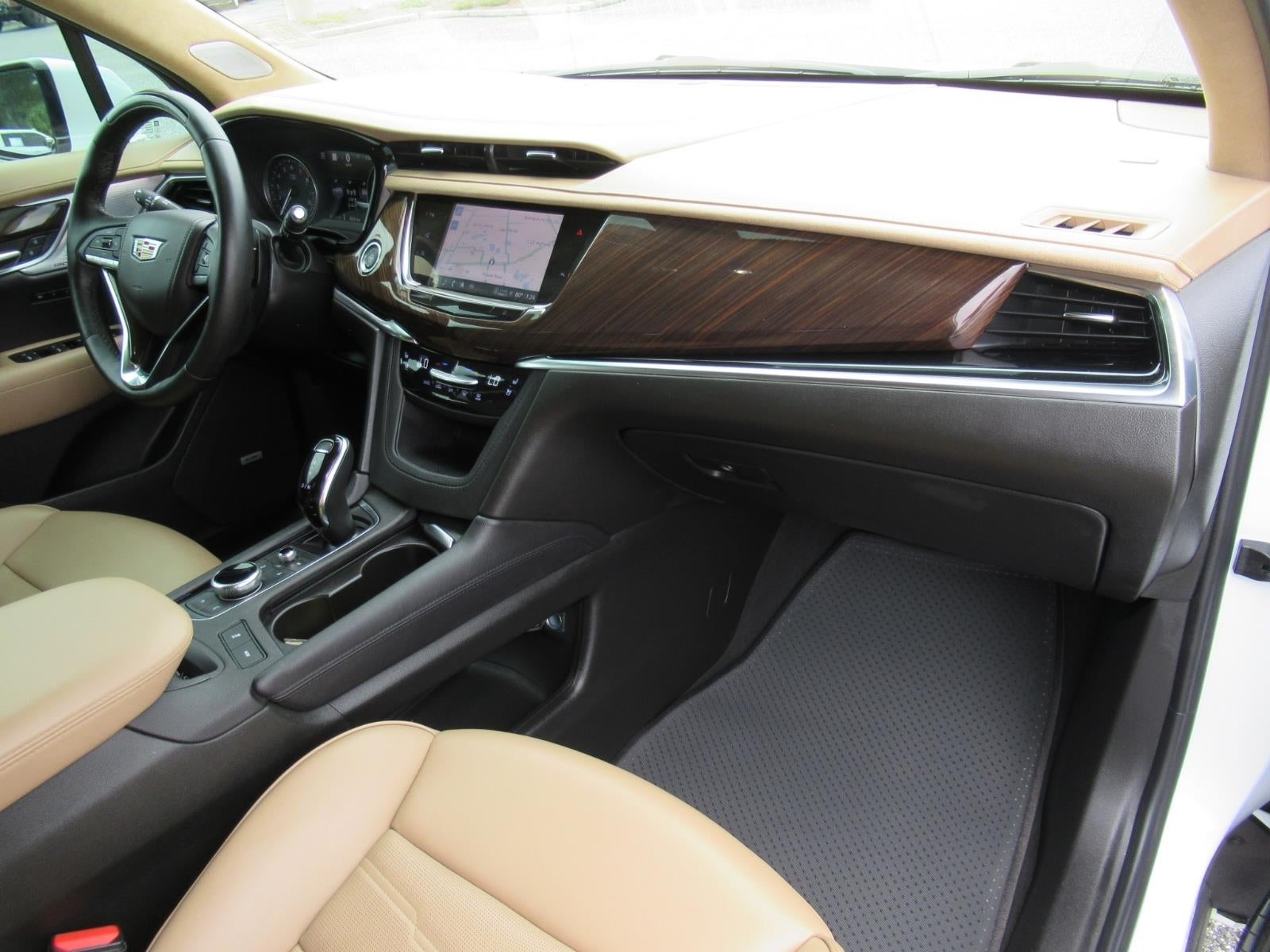 2025 Cadillac XT6 Premium Luxury - Photo 11