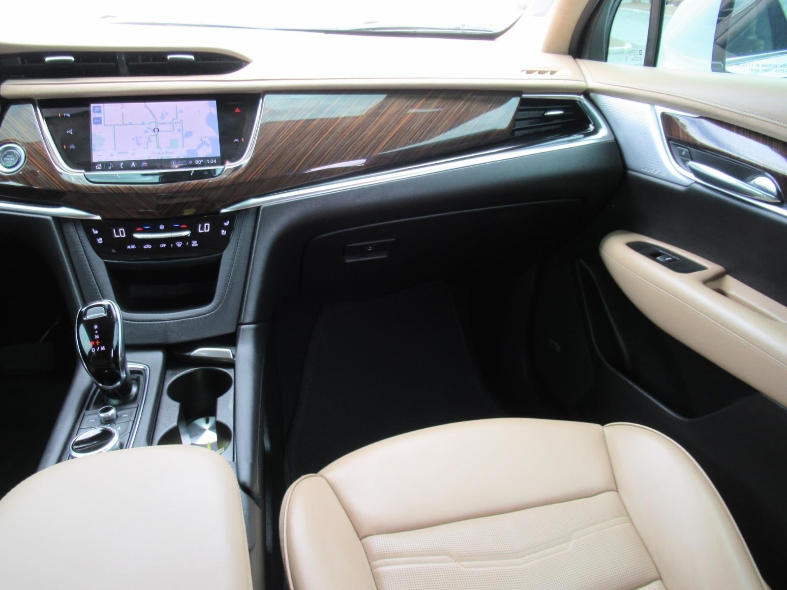 2025 Cadillac XT6 Premium Luxury - Photo 14
