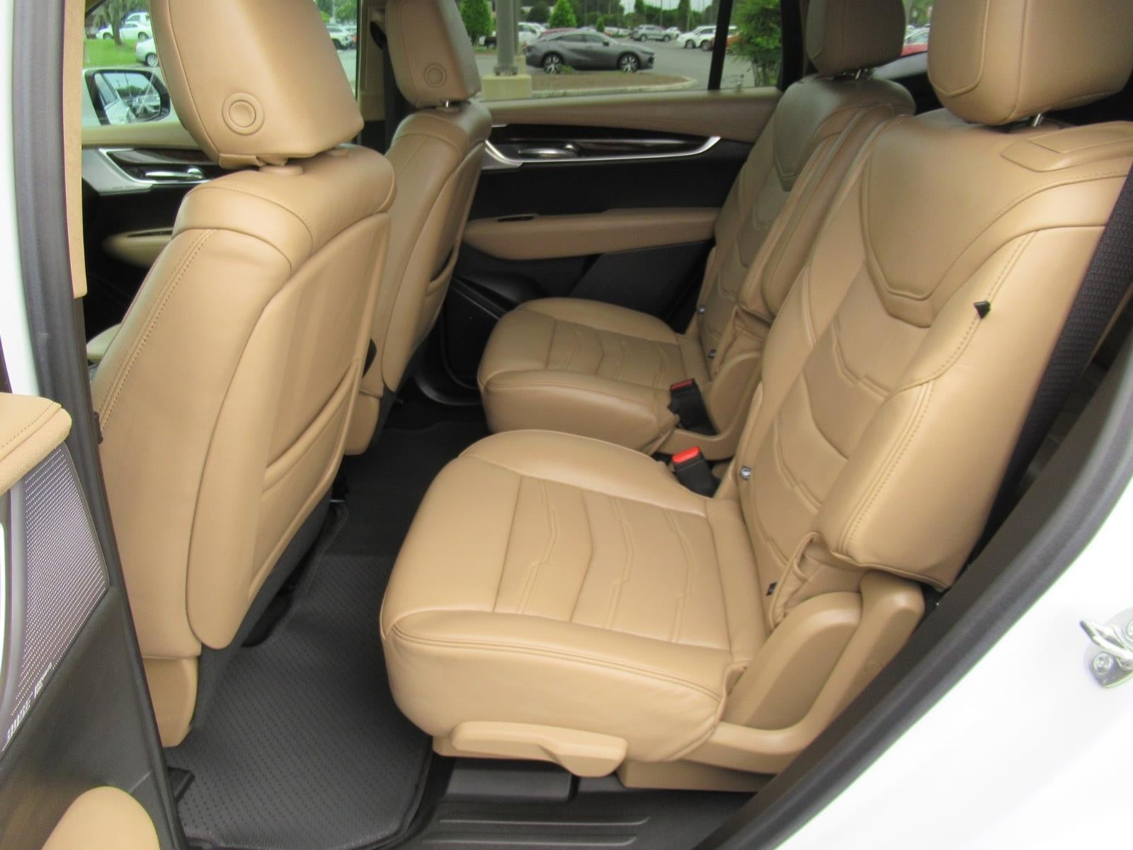 2025 Cadillac XT6 Premium Luxury - Photo 37