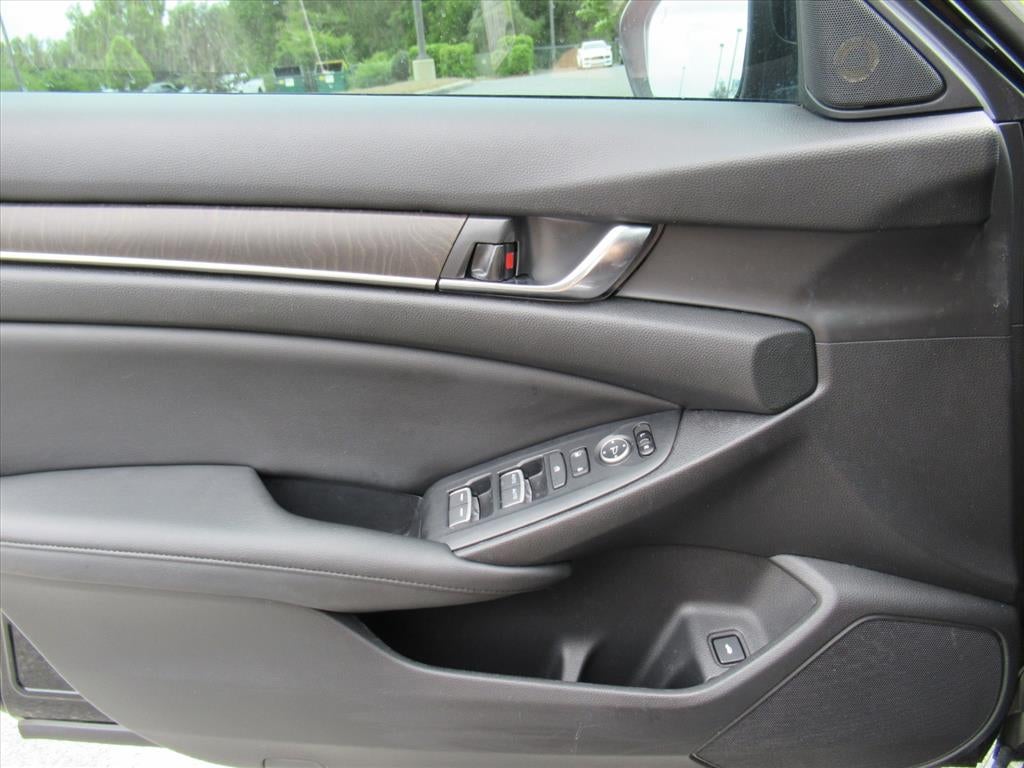 2019 Honda Accord Hybrid EX