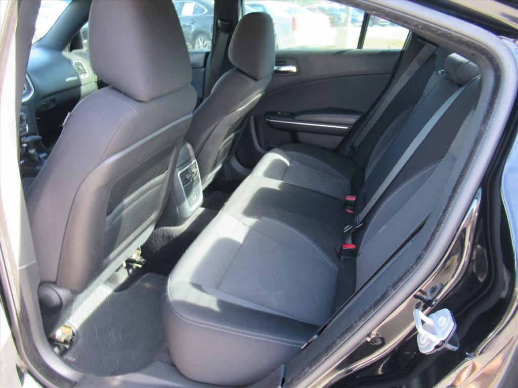 2015 Dodge Charger SE