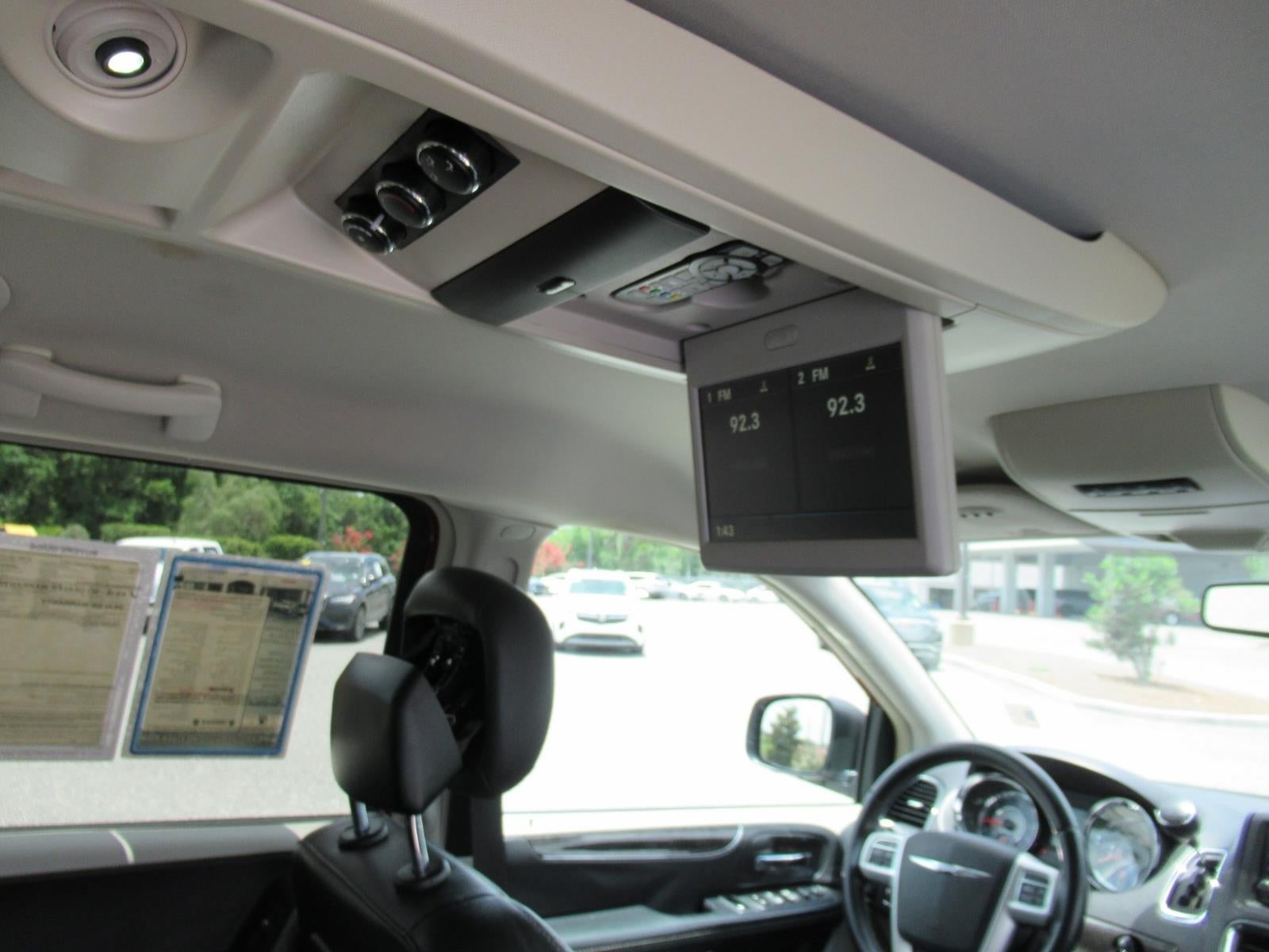2015 Chrysler Town & Country Touring