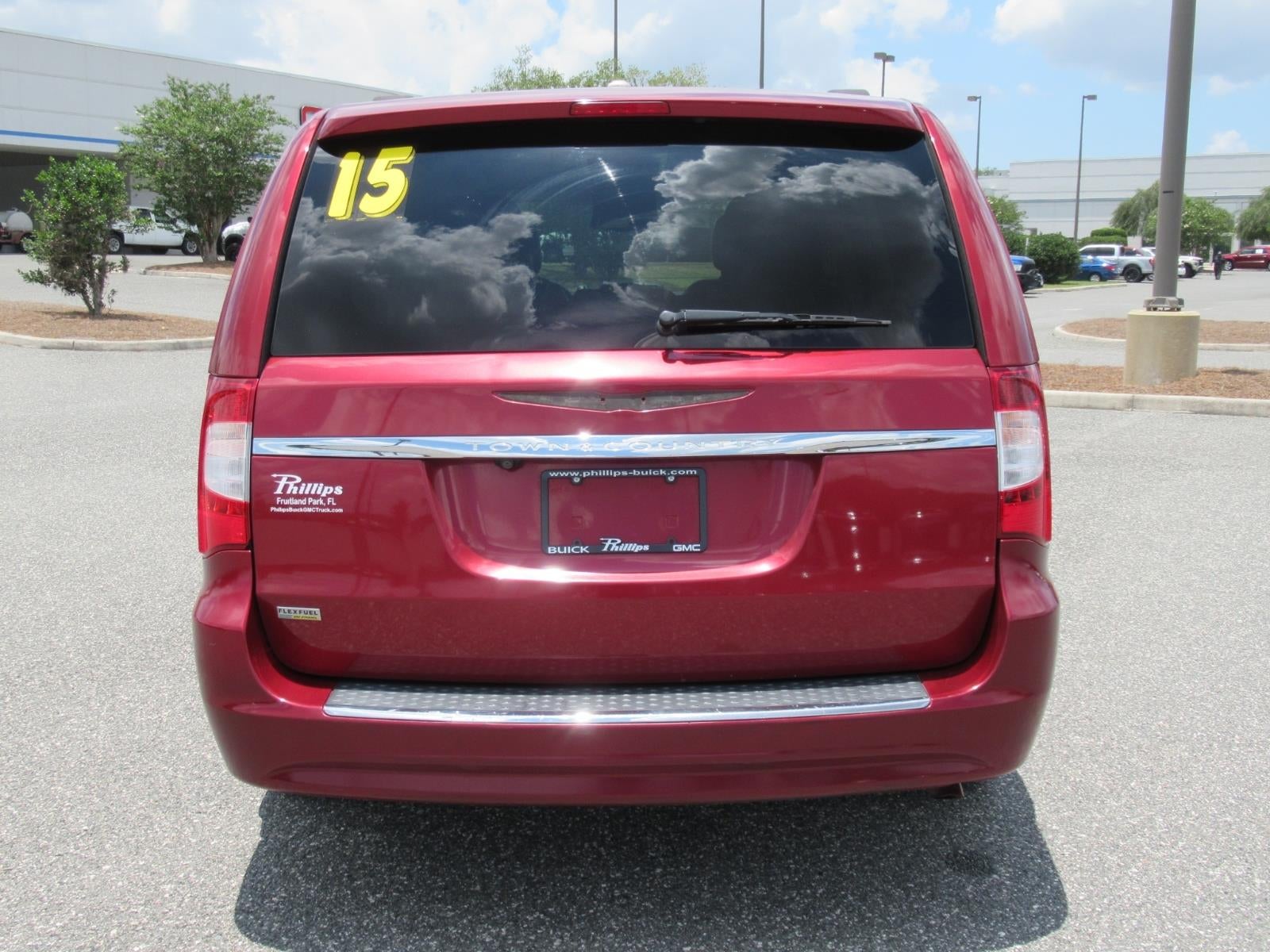2015 Chrysler Town & Country Touring