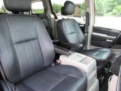 2015 Chrysler Town & Country Touring
