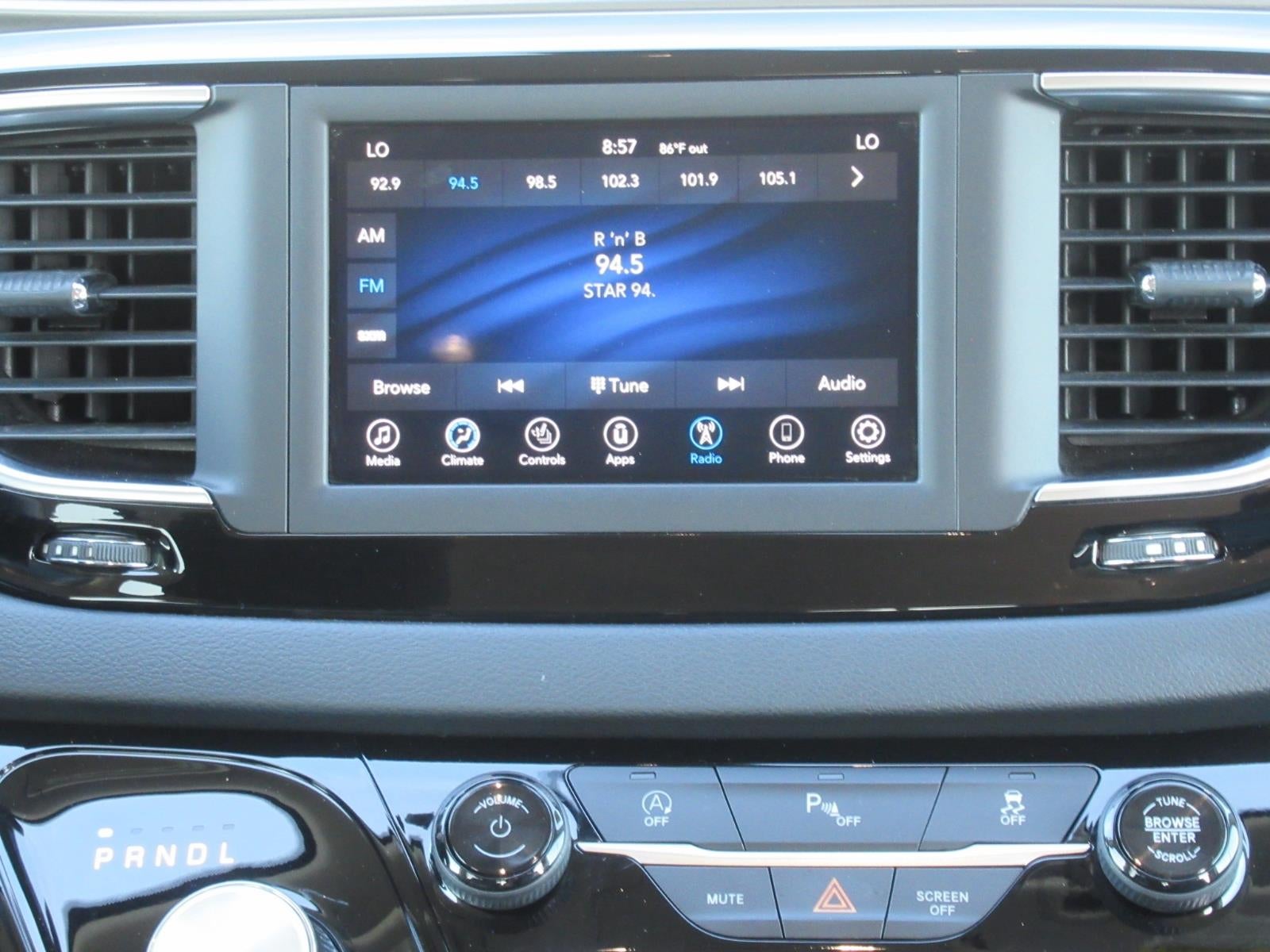 2020 Chrysler Pacifica Touring L - Photo 15