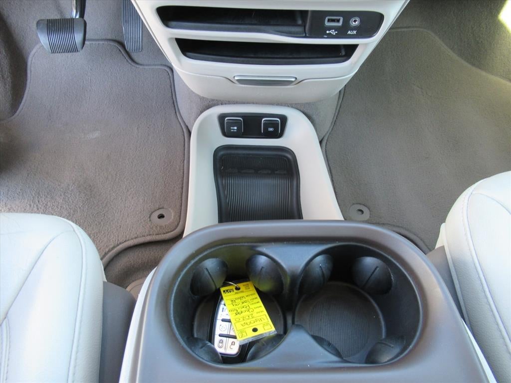 2020 Chrysler Pacifica Touring L