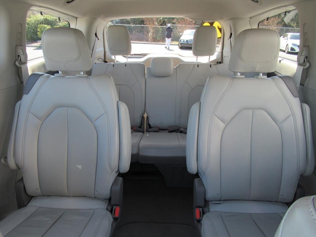 2020 Chrysler Pacifica Touring L