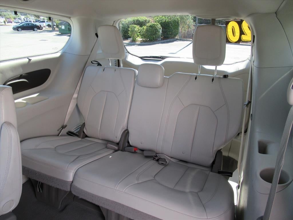 2020 Chrysler Pacifica Touring L