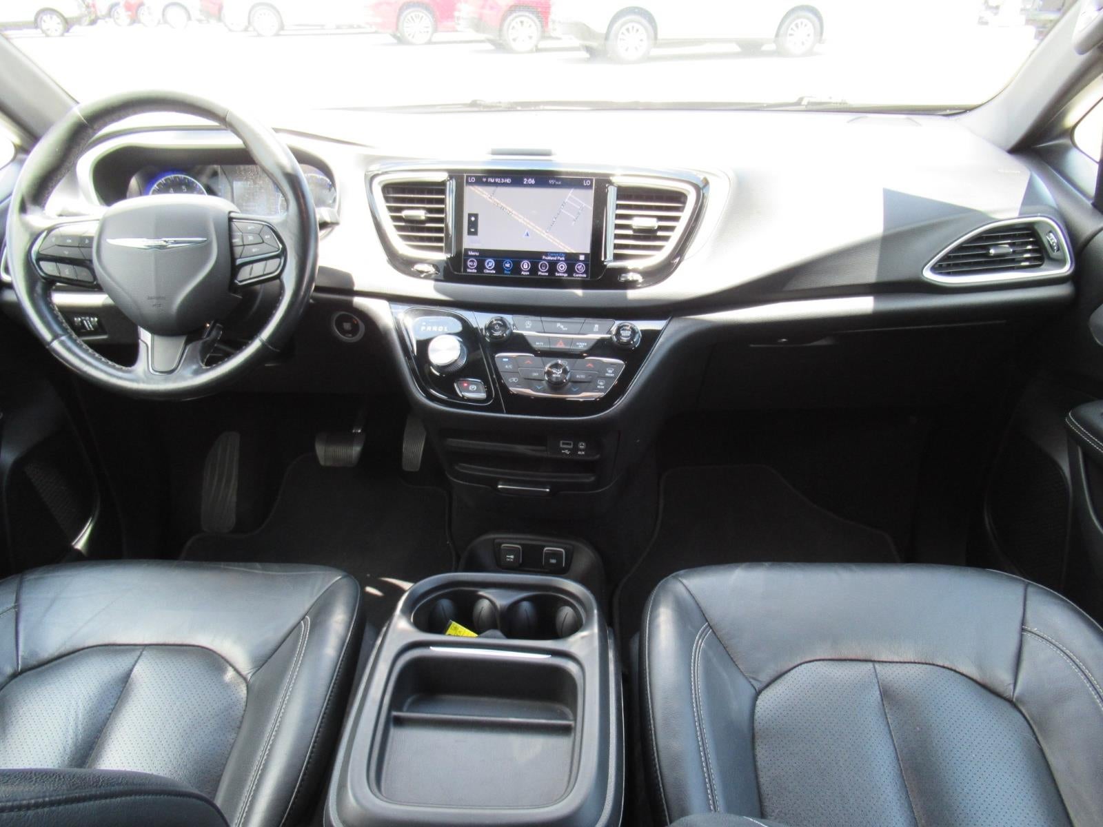 2020 Chrysler Pacifica Touring L