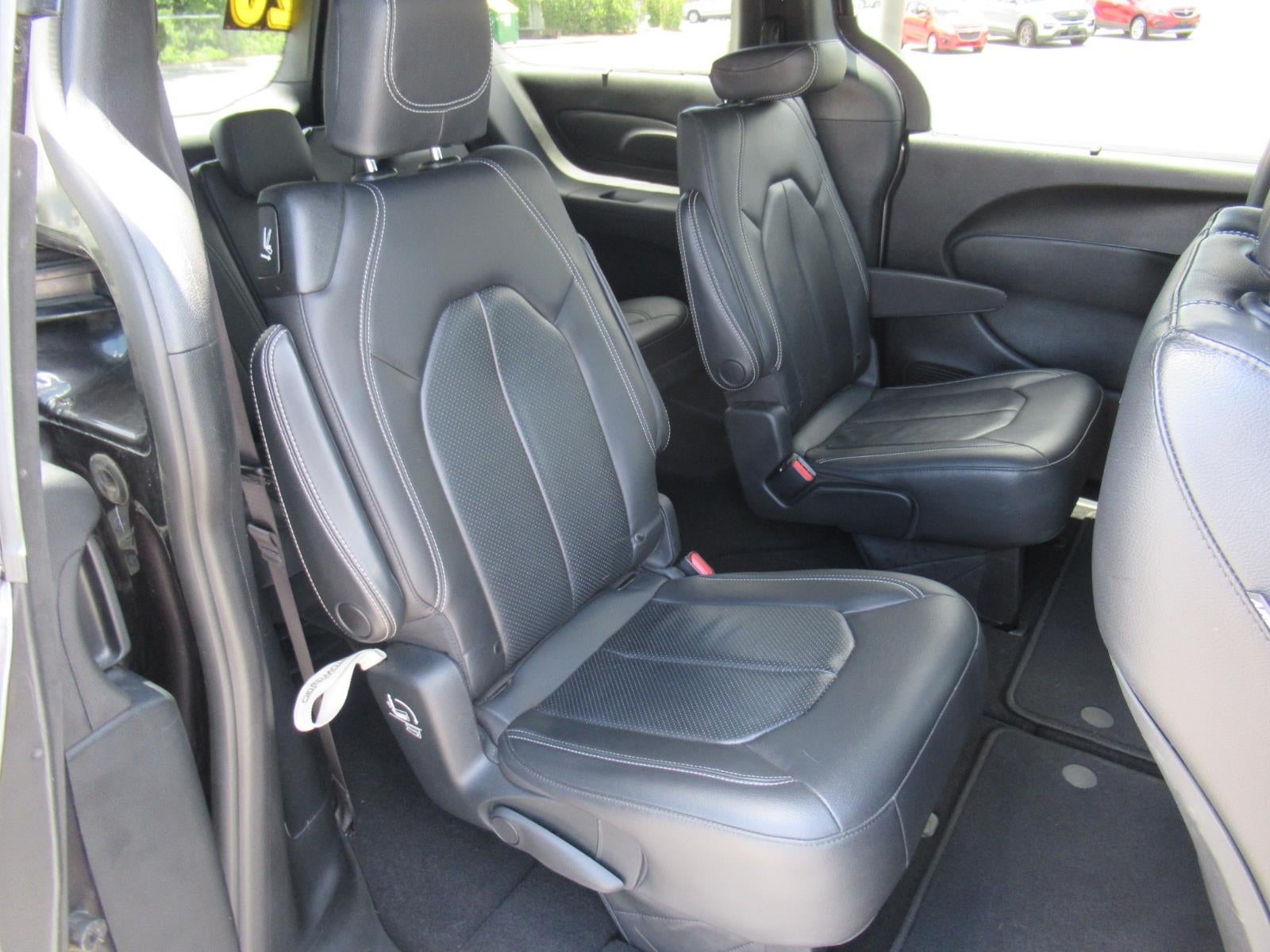 2020 Chrysler Pacifica Touring L