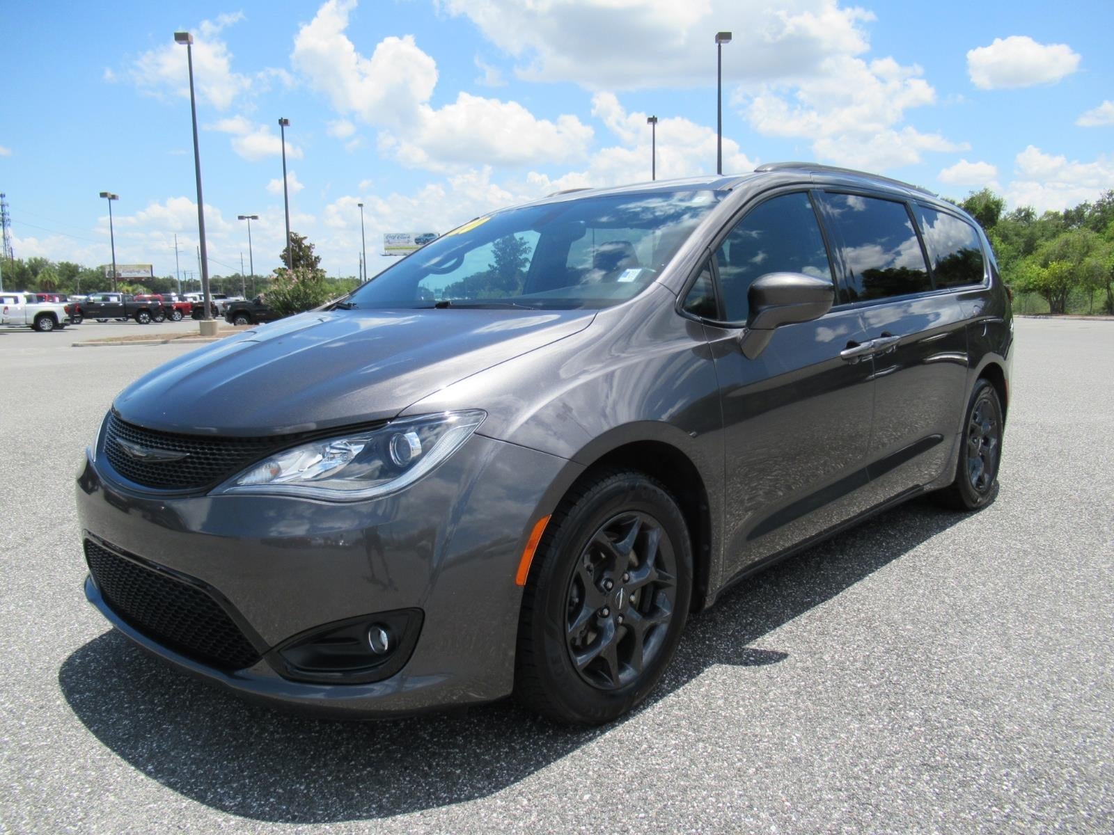 2020 Chrysler Pacifica Touring L