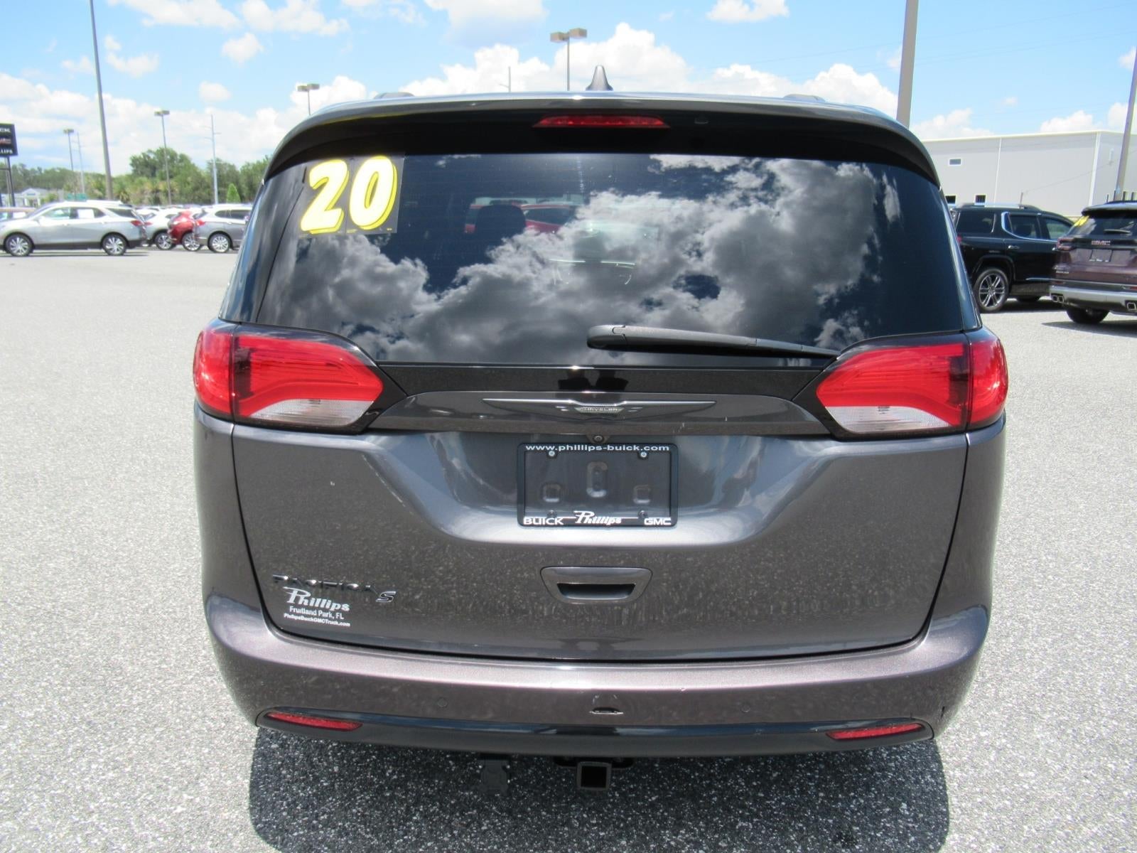 2020 Chrysler Pacifica Touring L