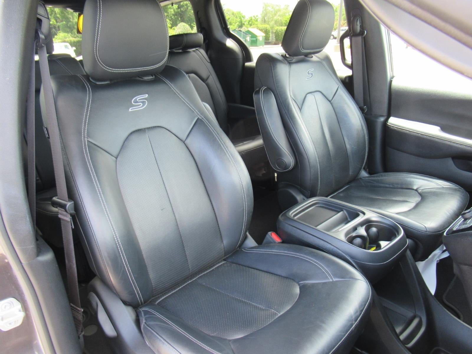 2020 Chrysler Pacifica Touring L