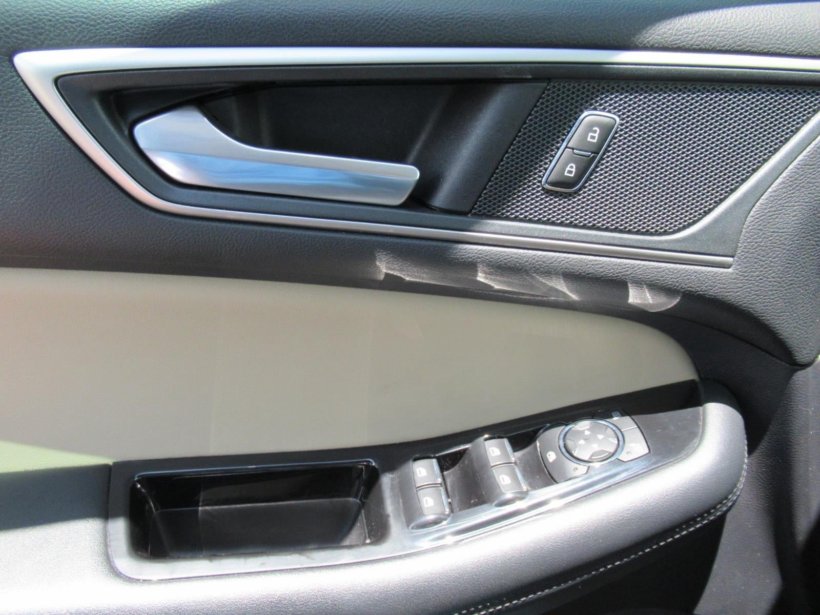 2020 Ford Edge SEL - Photo 21