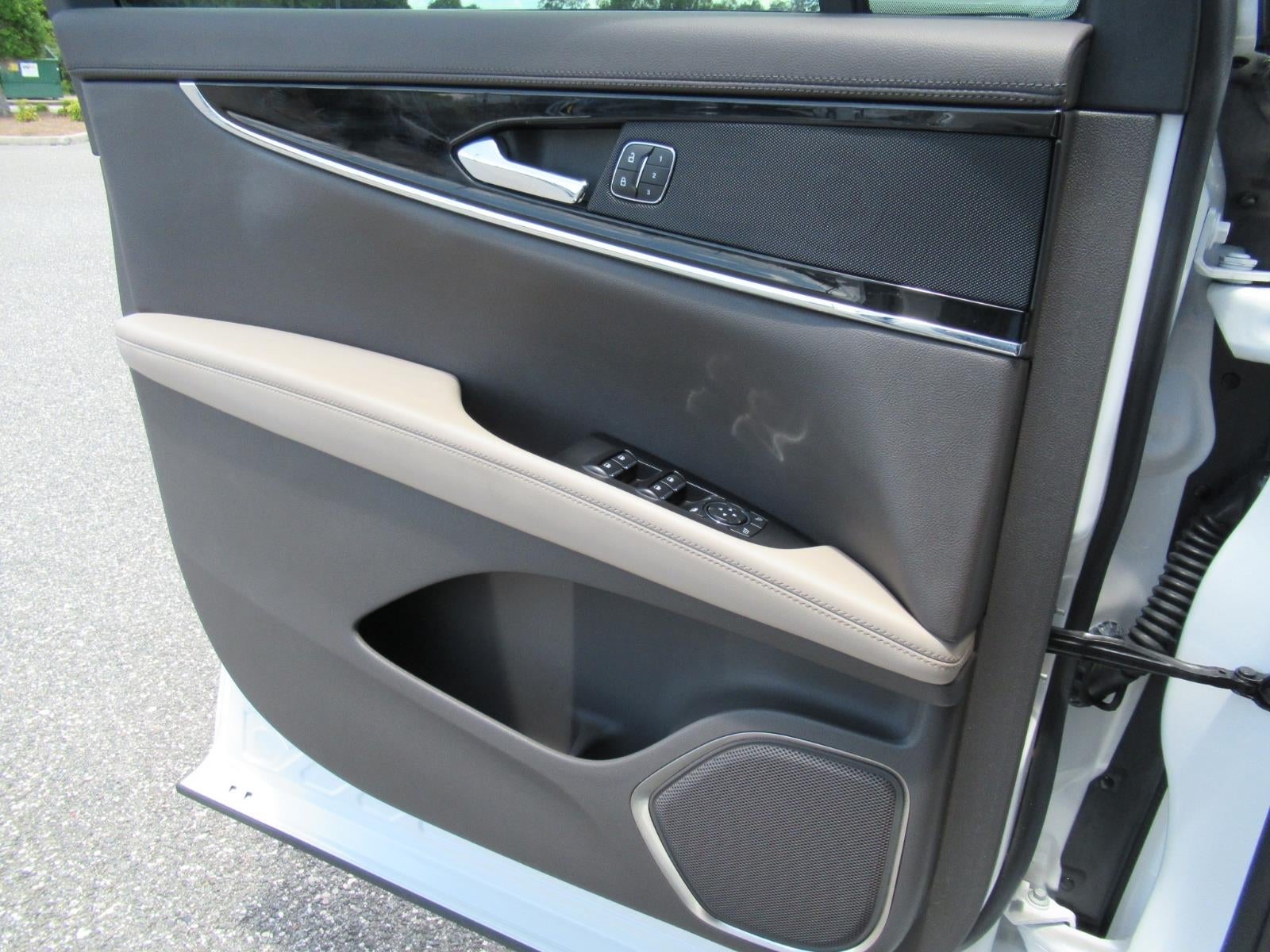 2022 Lincoln Nautilus Standard