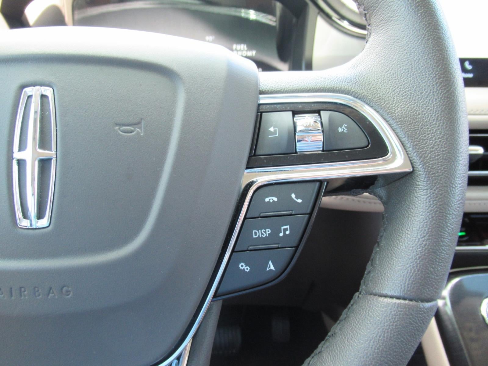 2022 Lincoln Nautilus Standard