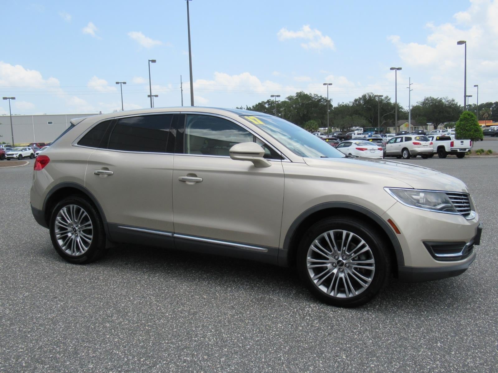 Used 2017 Lincoln MKX Reserve with VIN 2LMPJ8LR8HBL43220 for sale in Fruitland Park, FL