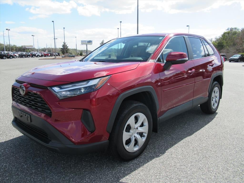 2023 Toyota RAV4 LE