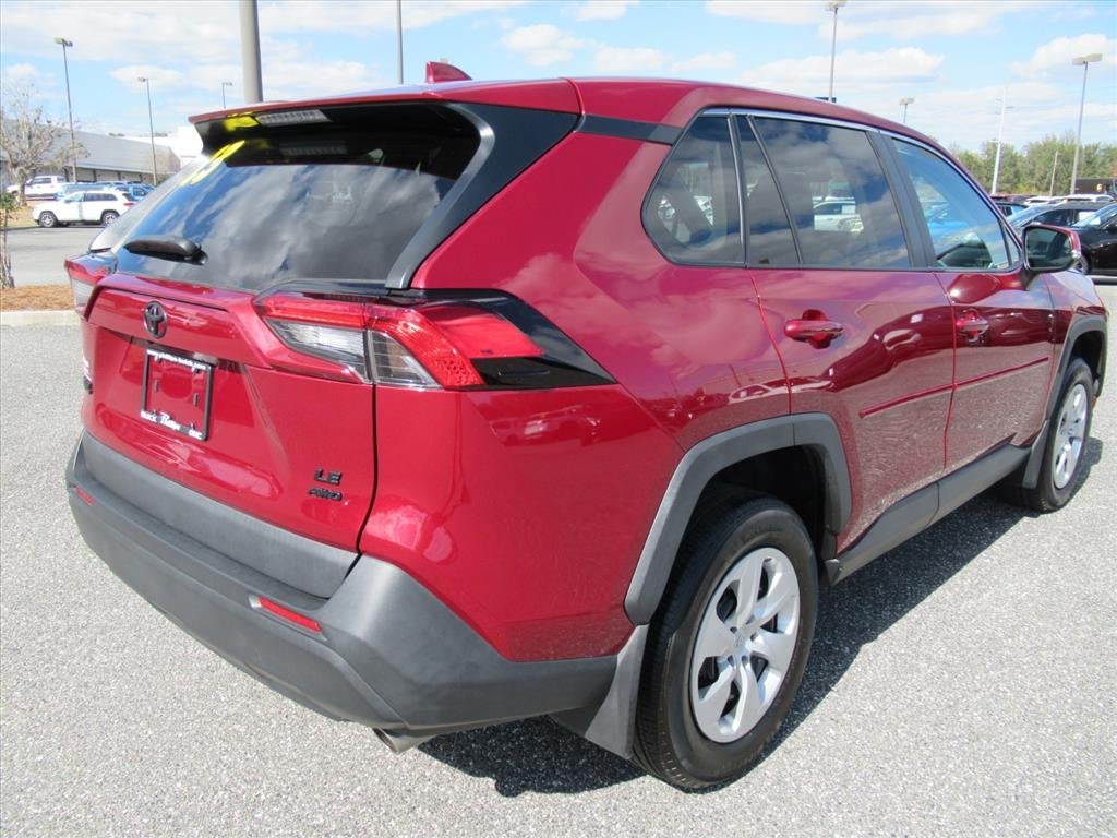 2023 Toyota RAV4 LE