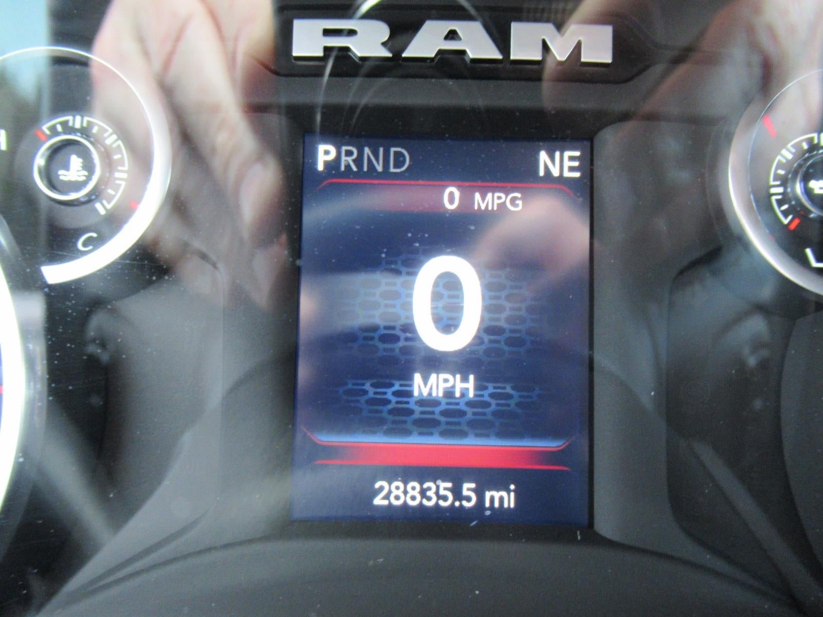 2024 RAM Ram 3500 Pickup Big Horn - Photo 32