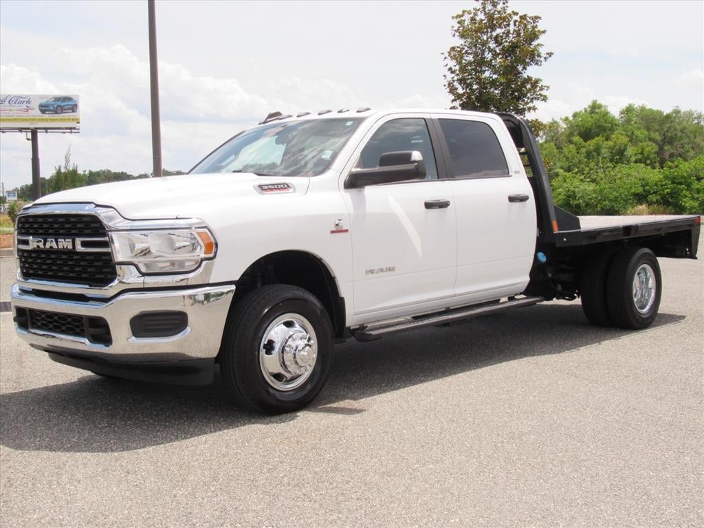 2022 RAM 3500 Chassis Cab SLT