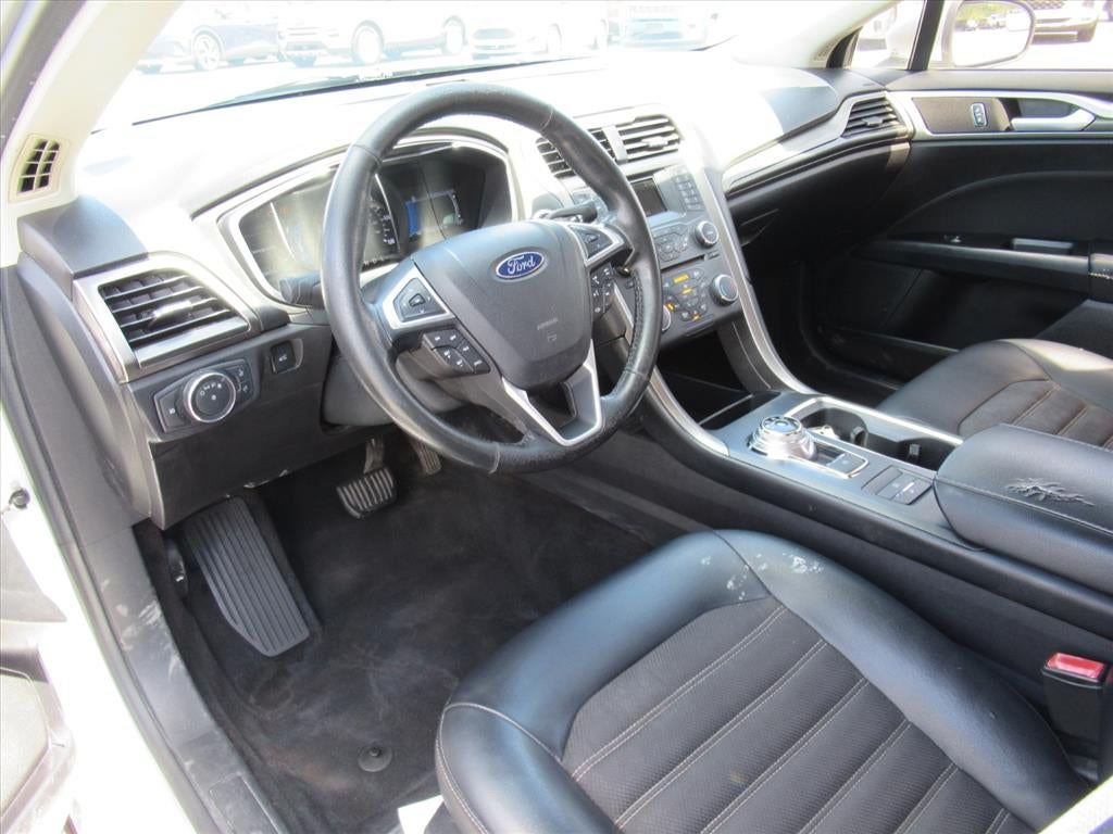 2017 Ford Fusion Hybrid SE