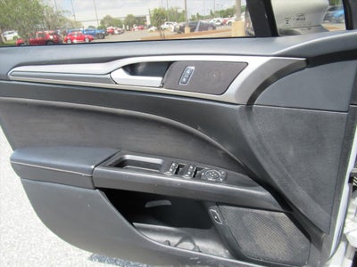 2017 Ford Fusion Hybrid SE