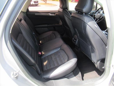 2017 Ford Fusion Hybrid SE