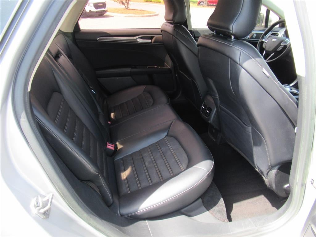 2017 Ford Fusion Hybrid SE