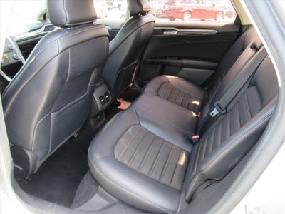 2017 Ford Fusion Hybrid SE