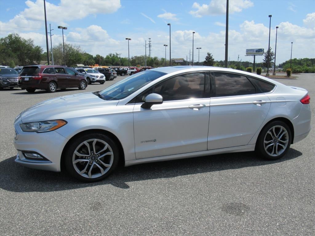 2017 Ford Fusion Hybrid SE