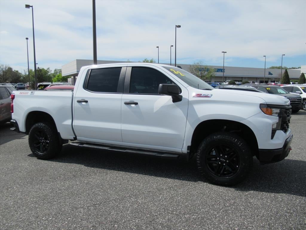 2022 Chevrolet Silverado 1500 Custom Trail Boss