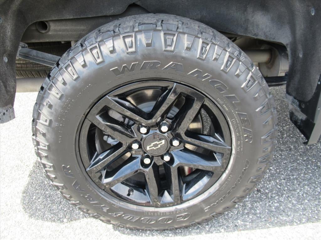 2022 Chevrolet Silverado 1500 Custom Trail Boss