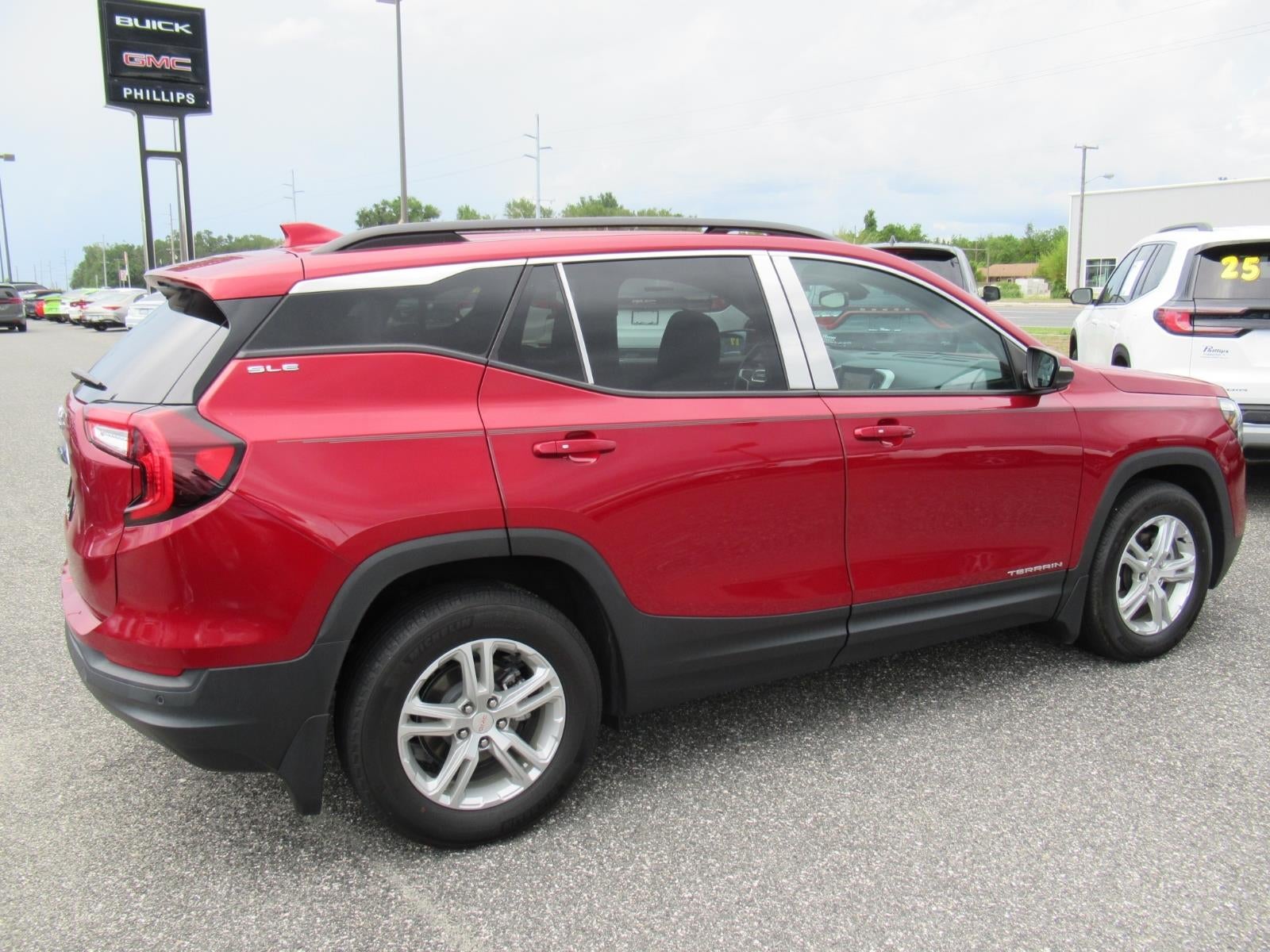2024 GMC Terrain SLE