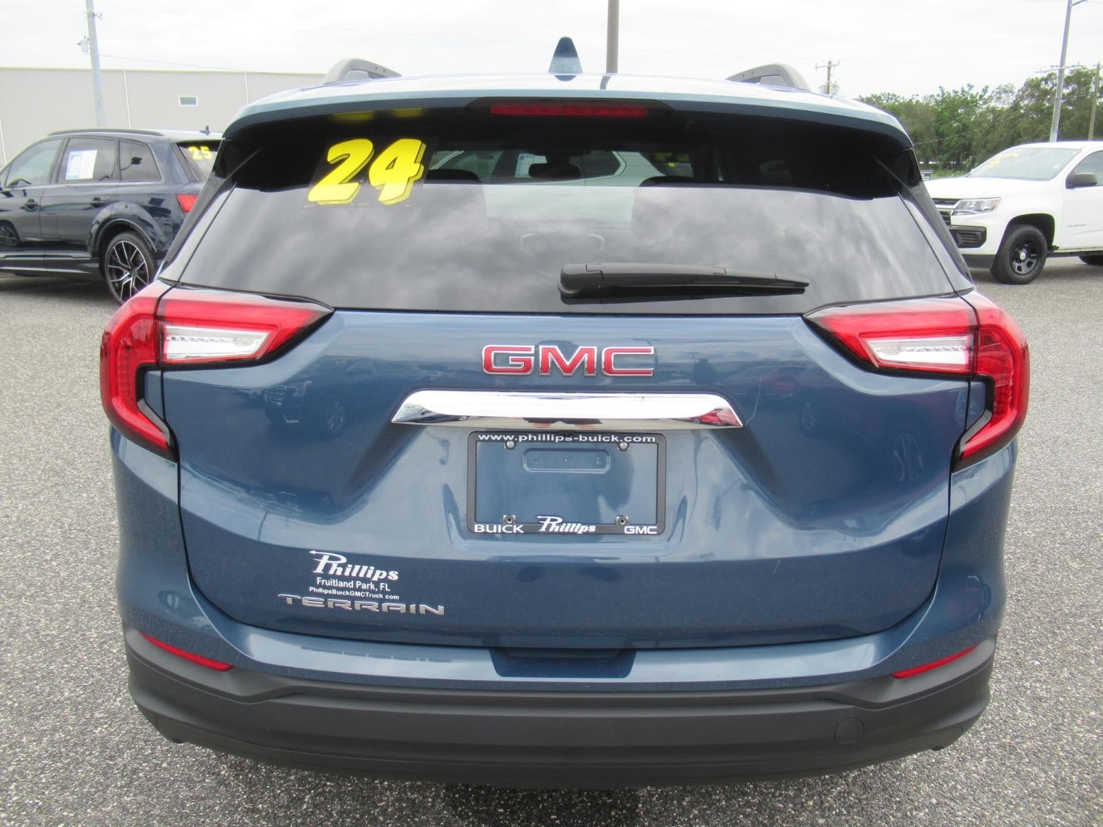 2024 GMC Terrain SLE