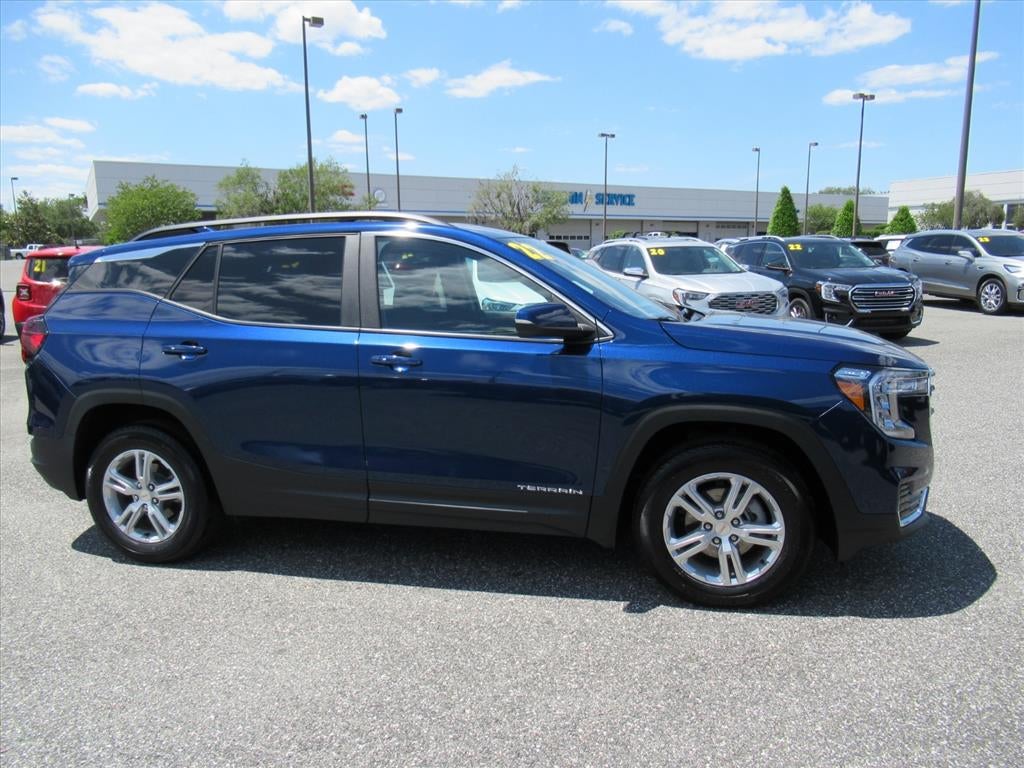 2022 GMC Terrain SLE