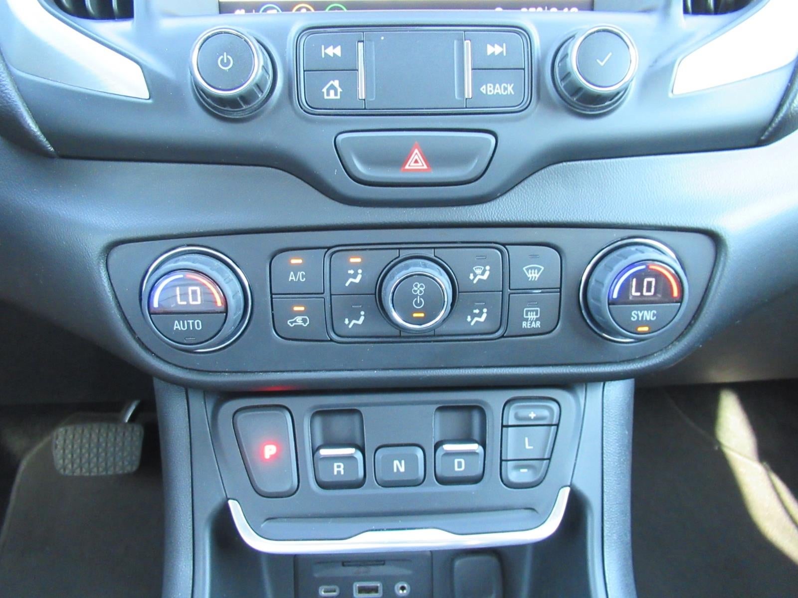 2021 GMC Terrain SLE - Photo 27