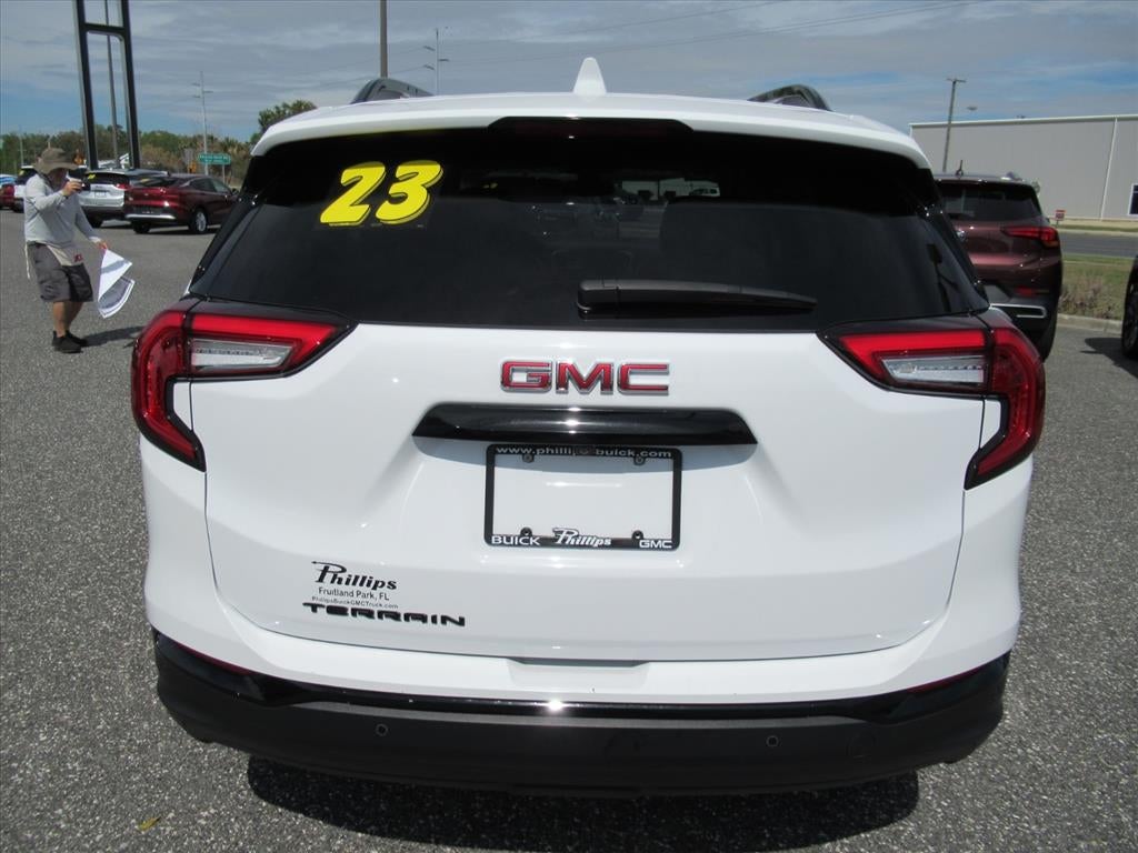 2023 GMC Terrain SLT