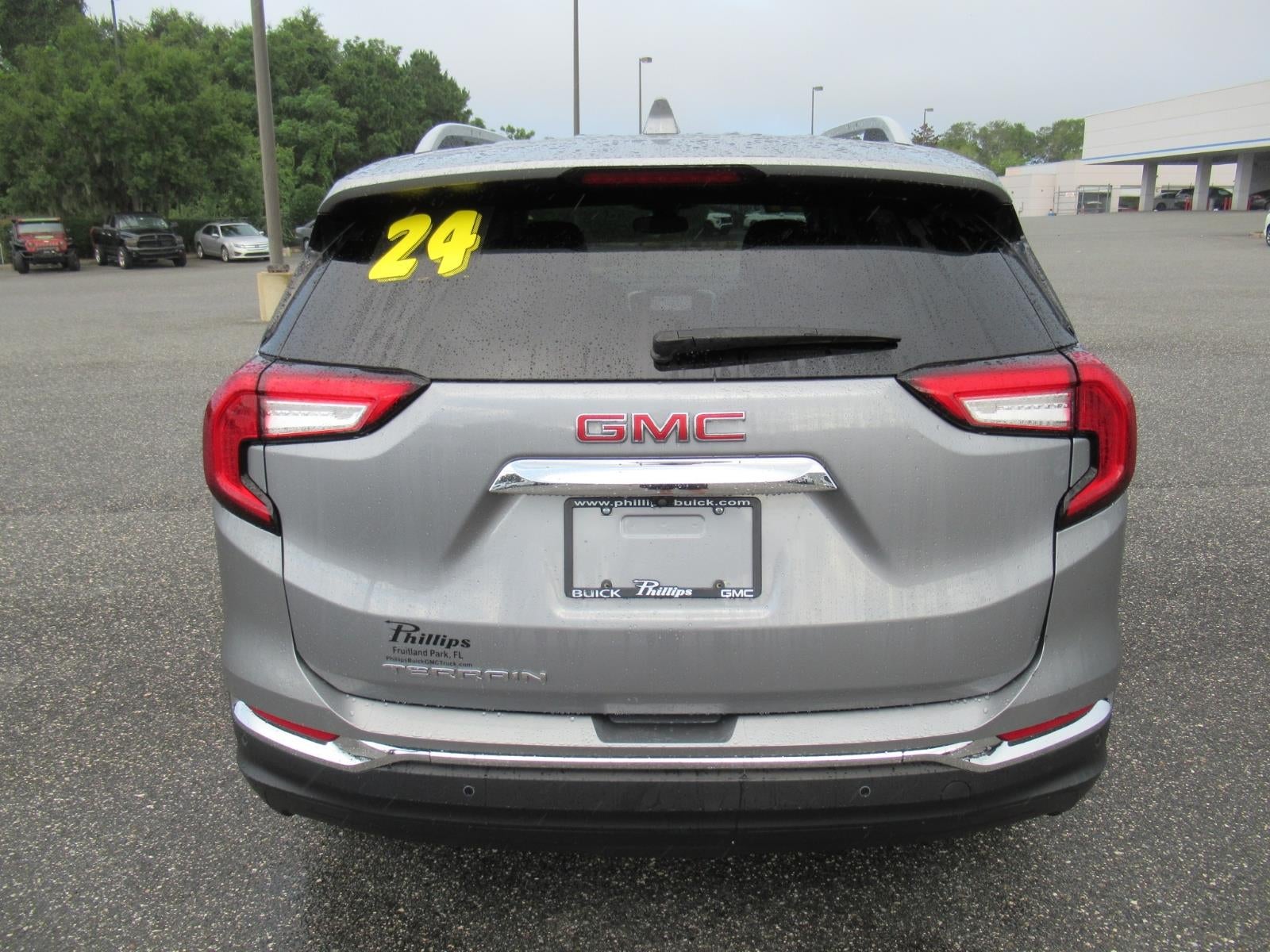 2024 GMC Terrain SLT