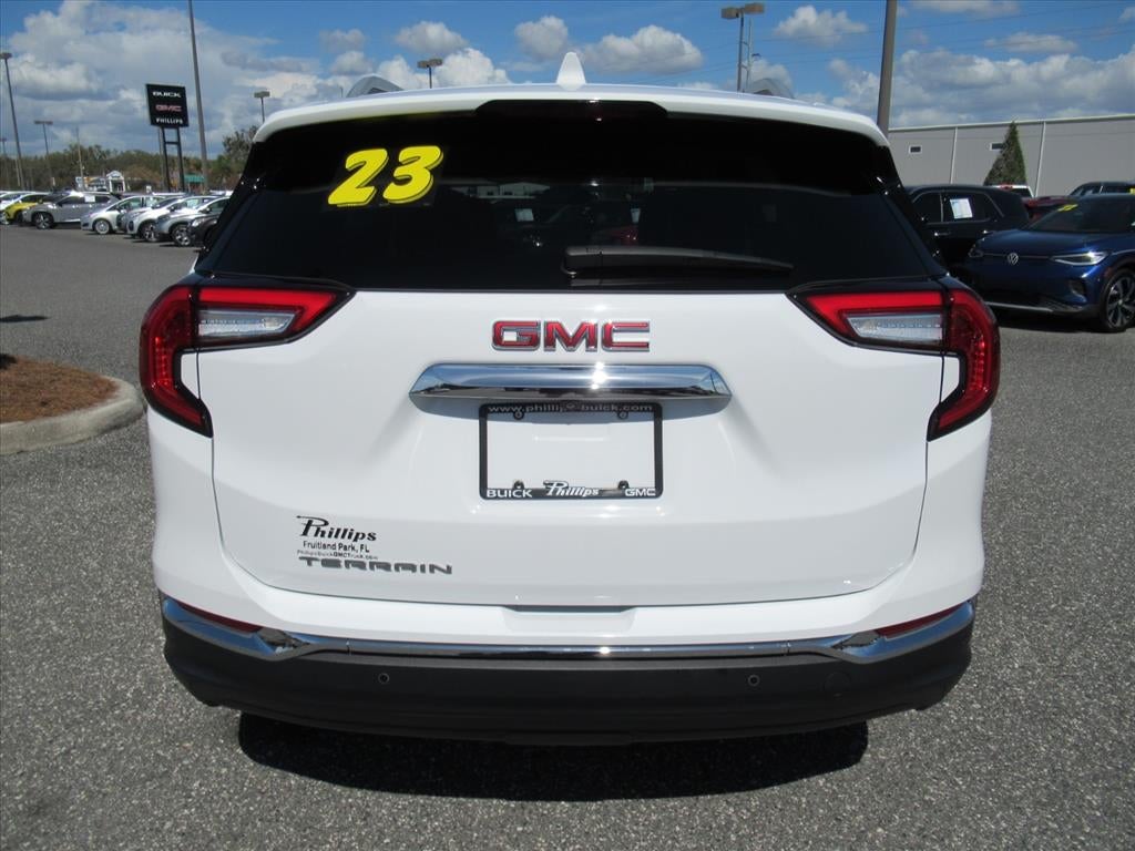 2023 GMC Terrain SLT
