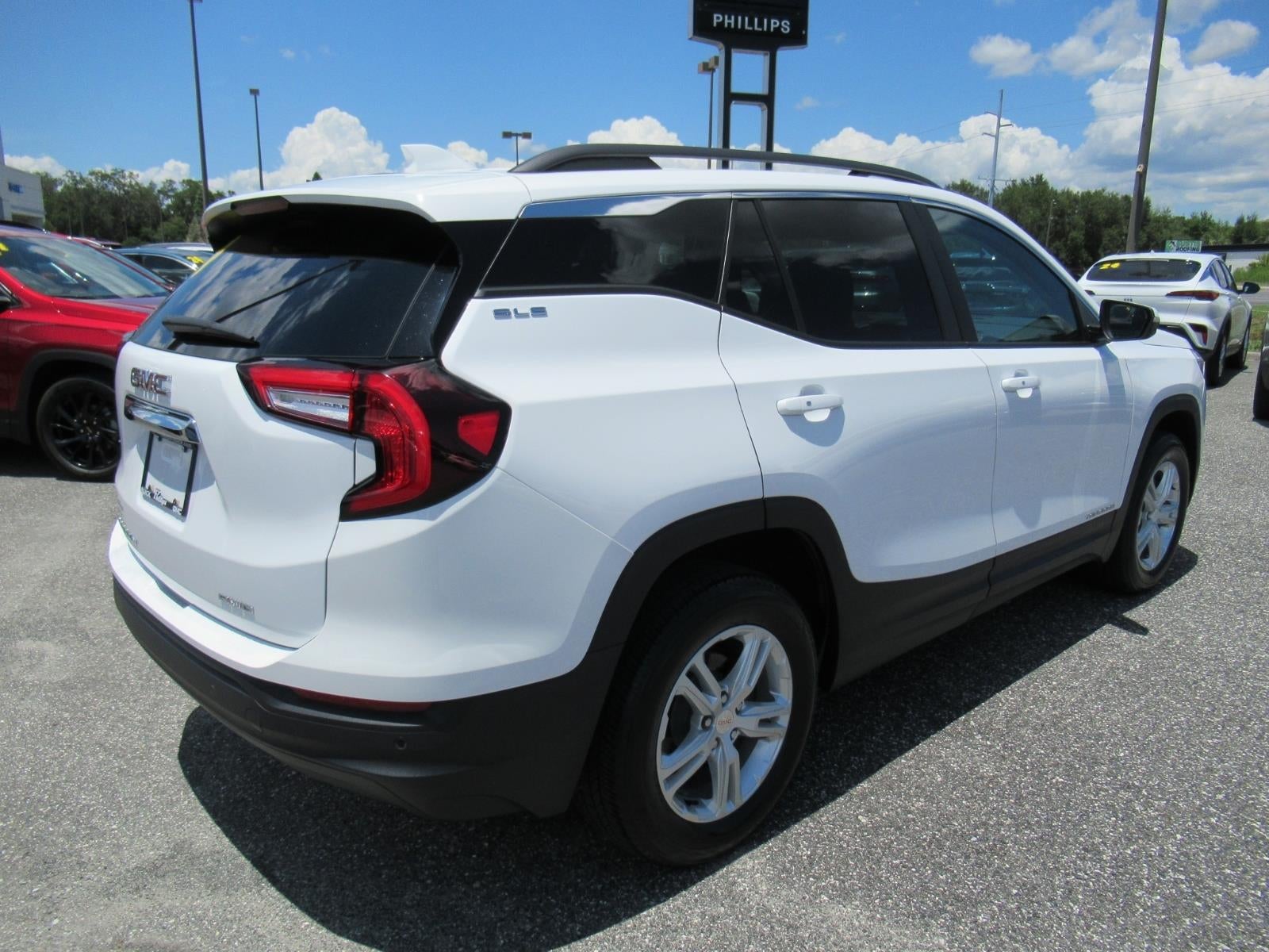 2024 GMC Terrain SLE