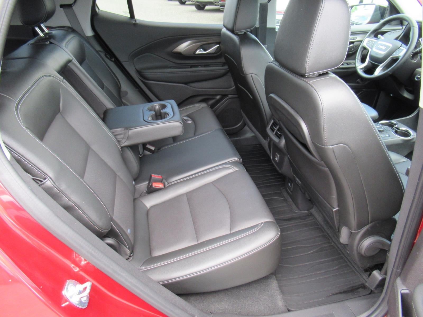 2024 GMC Terrain SLT - Photo 32